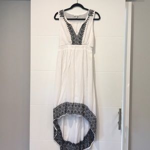 A Pea in the Pod Maternity Dress